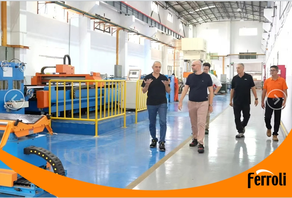 新利luck18CEO一行莅临中国区广东生产基地视察